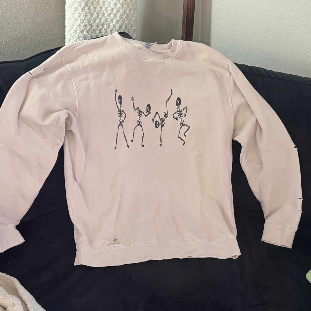 Women’s Tan Distressed Skeleton Graphic Crewneck Sweatshirt